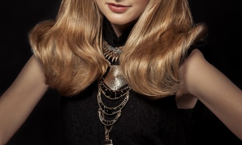 Gloden Blonde - Hairstyling & Make Up by Jaime Leigh McIntosh