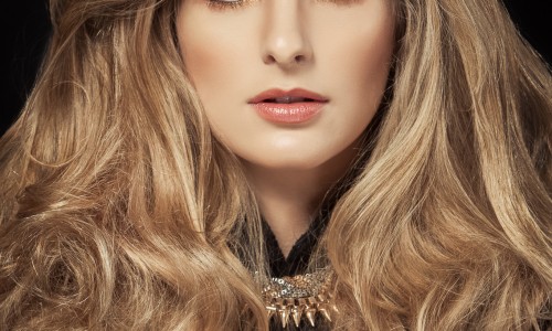 Gloden Blonde - Hairstyling & Make Up by Jaime Leigh McIntosh